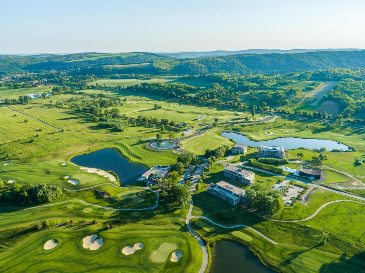 Zala Springs Golf Resort Zalacsány Buitenkant foto