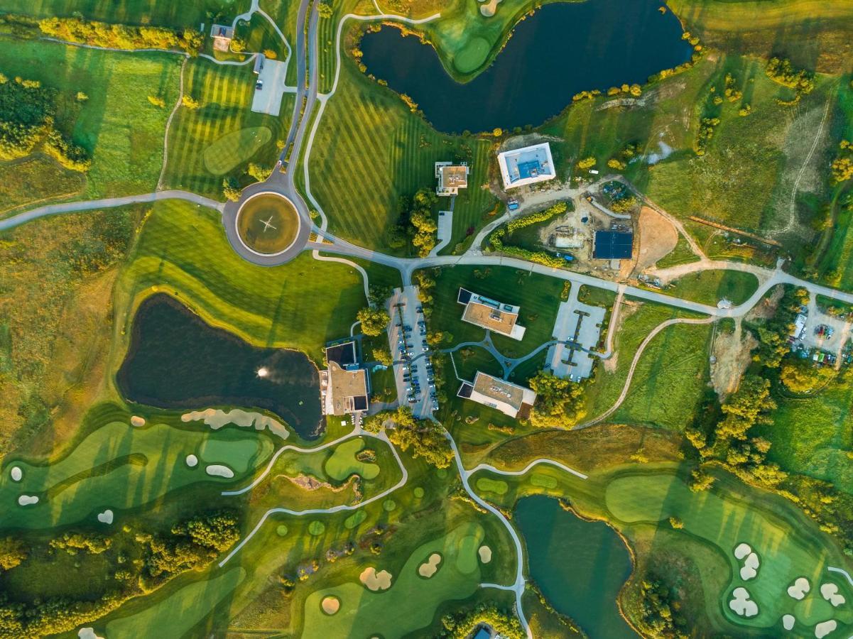 Zala Springs Golf Resort Zalacsány Buitenkant foto
