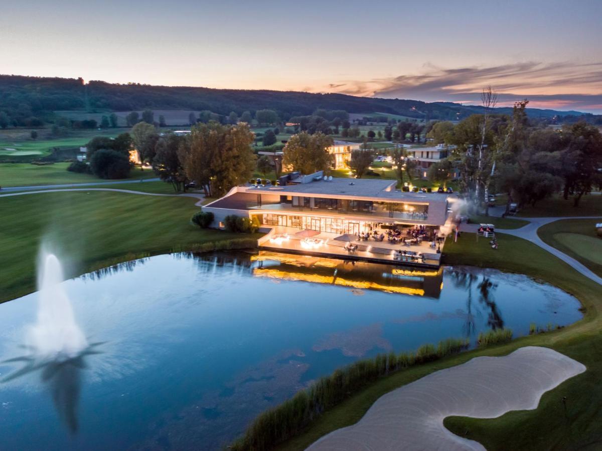 Zala Springs Golf Resort Zalacsány Buitenkant foto