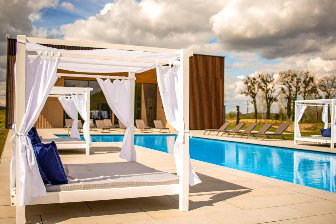 Zala Springs Golf Resort Zalacsány Buitenkant foto