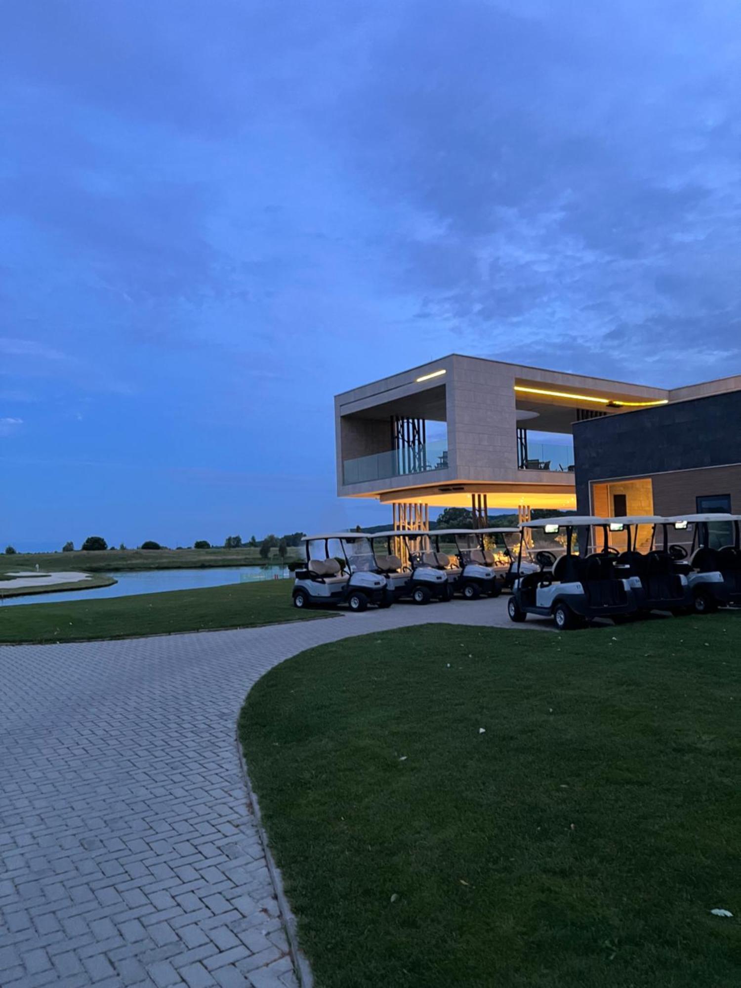 Zala Springs Golf Resort Zalacsány Buitenkant foto